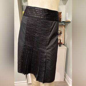 Sisley Black Textured Pencil Skirt NWOT
